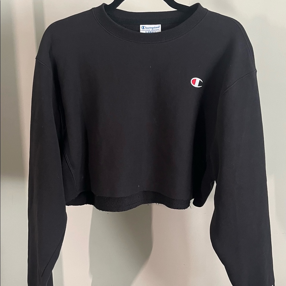 Black Cropped Champion Crewneck
